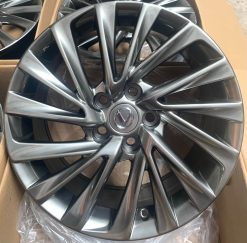 Lazang duc 17 inch cho dong xe Nhat Han