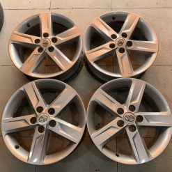 Mâm zin Camry bản 2.5Q mẫu 5 cánh size 17 inch