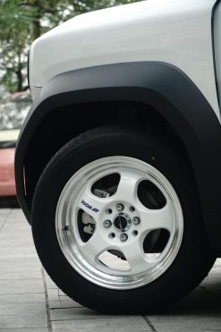 Độ mâm cho VF5, VF3 16 inch màu trắng