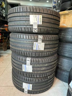 Lốp Michelin 235/45ZR18 Pilot Sport 5