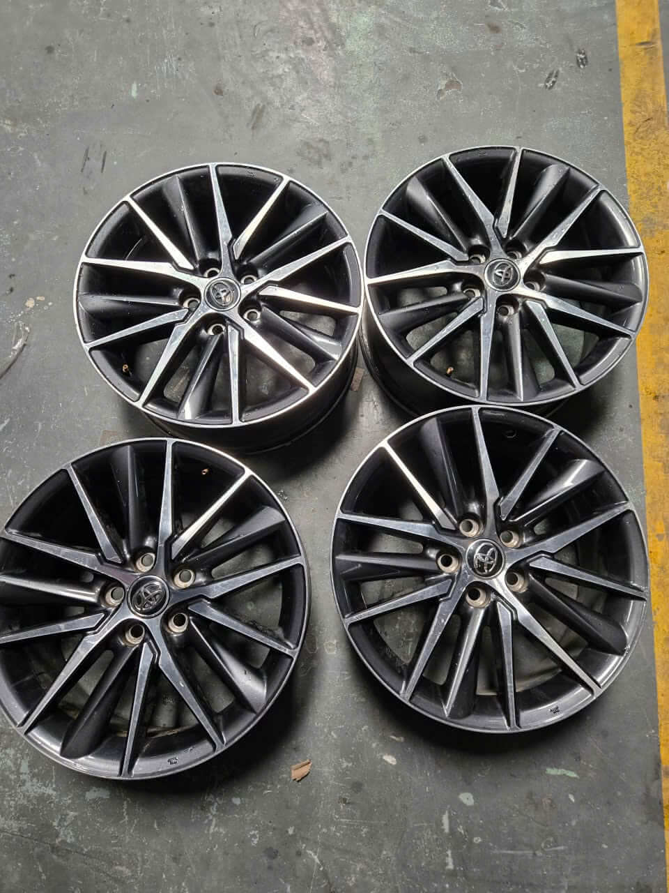 mâm Toyota Camry 2022 18 inch