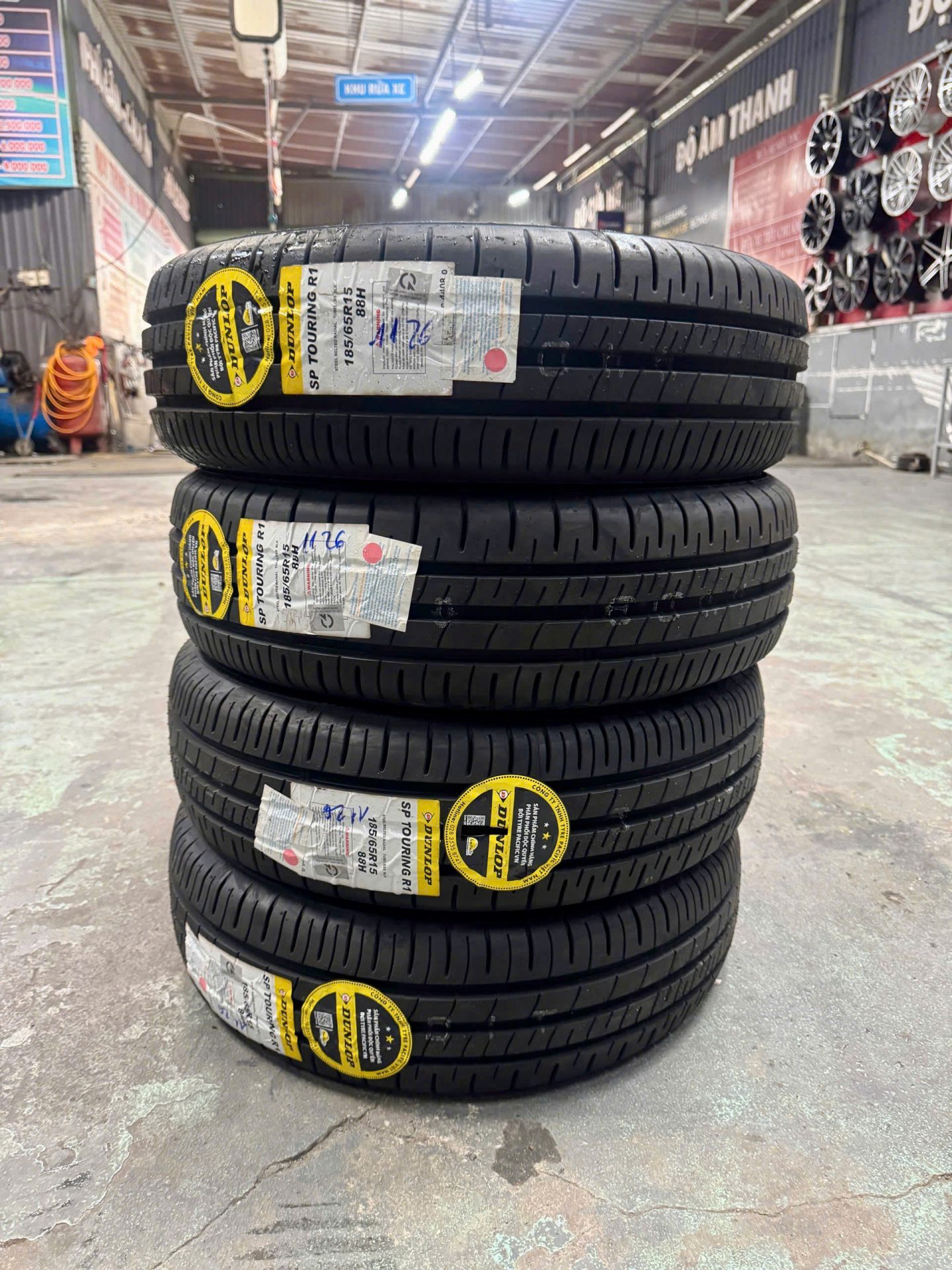 Lốp Dunlop 185/65R15 SP Touring R1 Chính Hãng | MamLop.vn