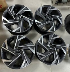 mâm xe Hyundai Creta 17 inch