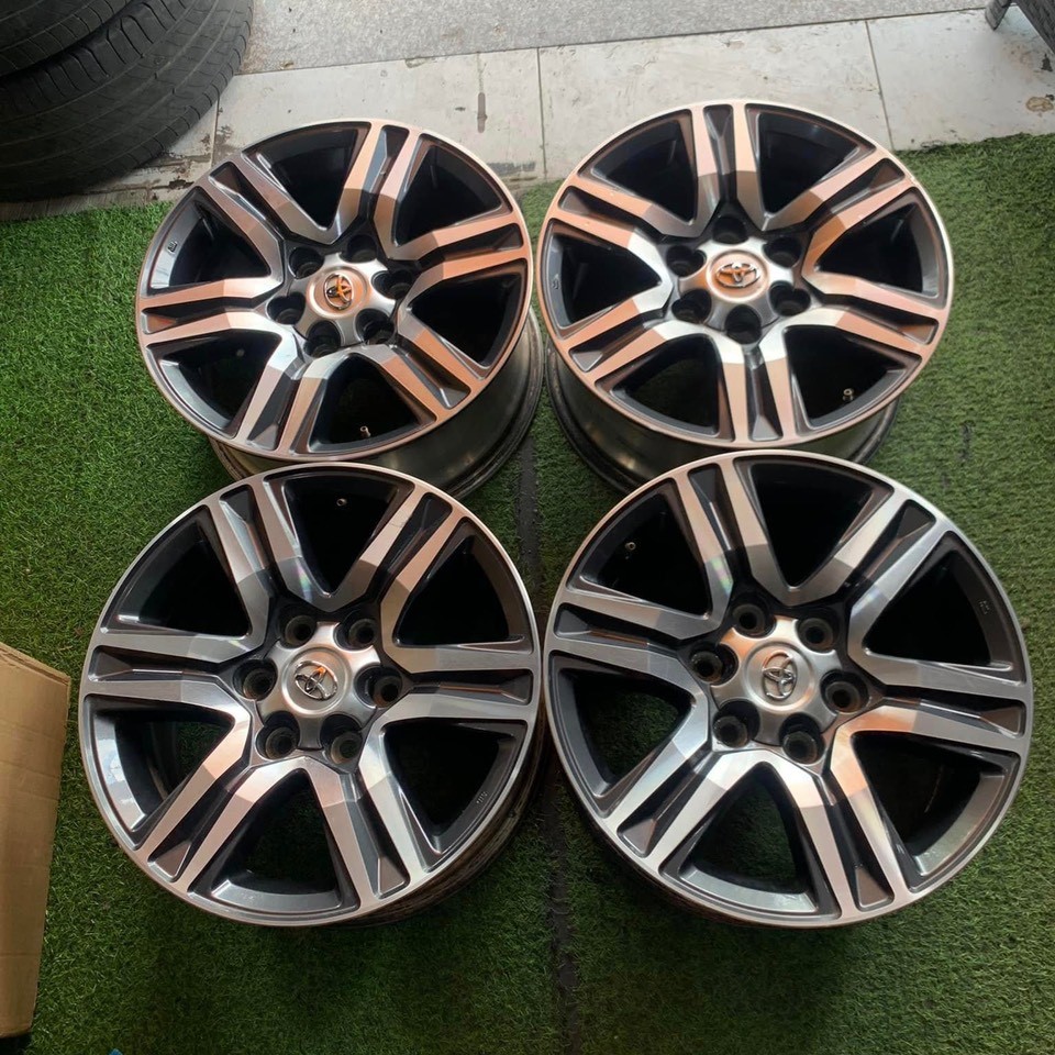 Lazang Fortuner 17 inch