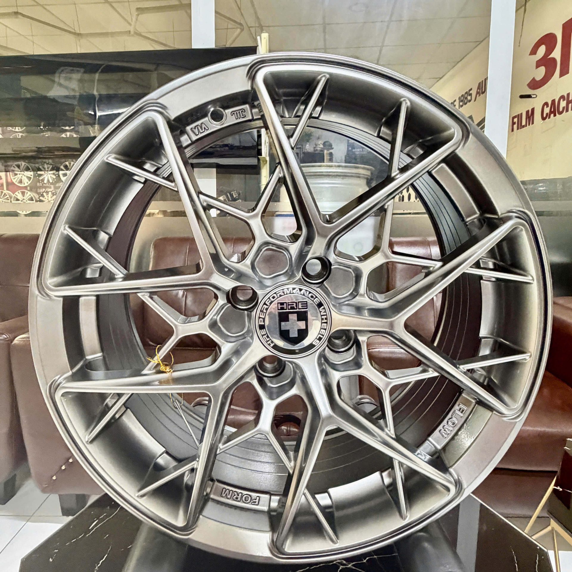 Mâm HRE Bạc 16 Inch - 7J - ET38 | Trọn Bộ 4 Mâm Và Phụ Kiện Đi Kèm - Ảnh 4