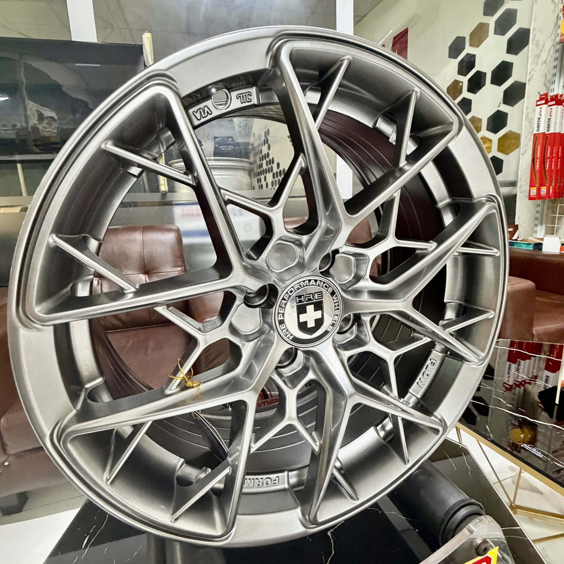Mâm HRE Bạc 16 Inch - 7J - ET38 | Trọn Bộ 4 Mâm Và Phụ Kiện Đi Kèm - Ảnh 6