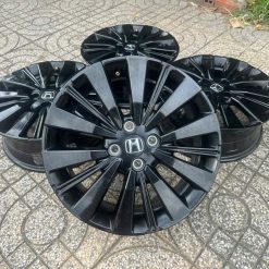 Mâm zin City RS 2024 màu đen