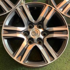 Mâm zin Fortuner 17 inch