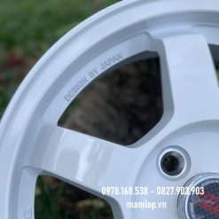 lazang 14 inch màu trắng gắn hyundai get
