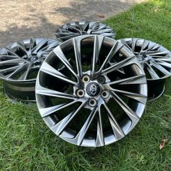 mâm 17 inch inch vừa chân Innova , Camry , Lexus