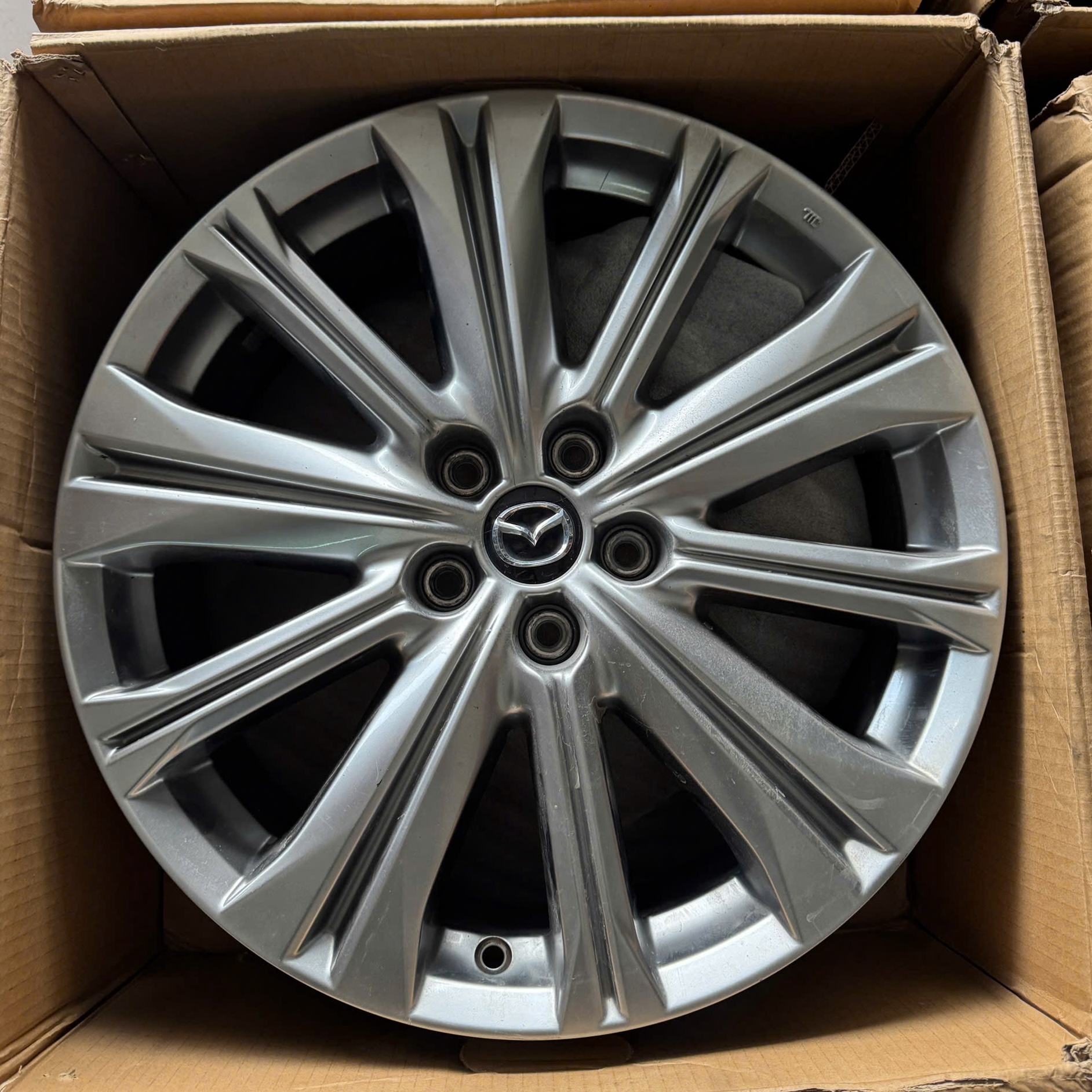 mâm Mazda cx8 Premium 19 inch