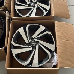 mâm VF5, Toyota Raize 17 inch zin