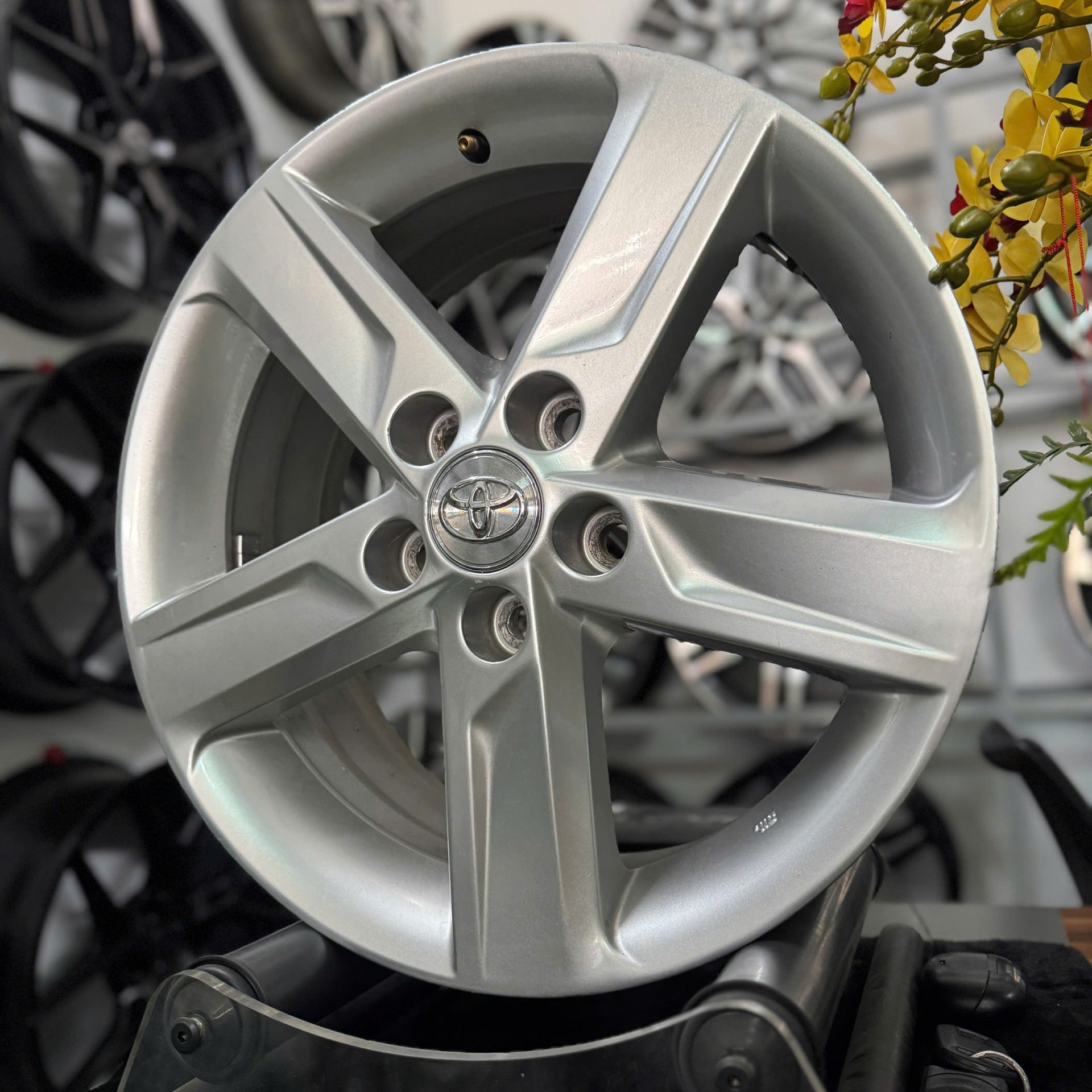 mâm camry 17 inch tháo xe mẫu 5 cánh