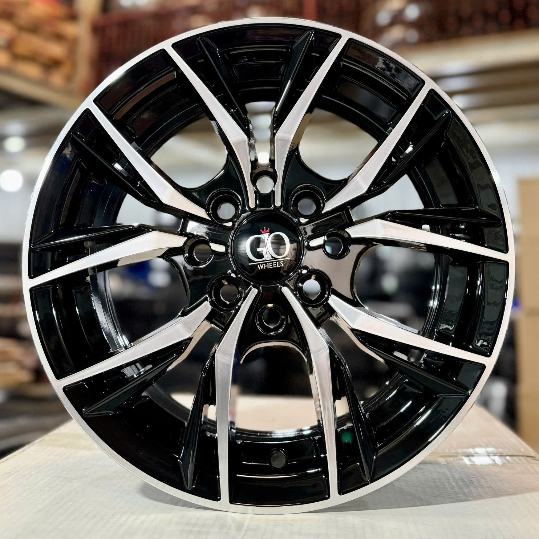 mâm xe 14 inch kiểu đẹp mắt màu đen cánh phay