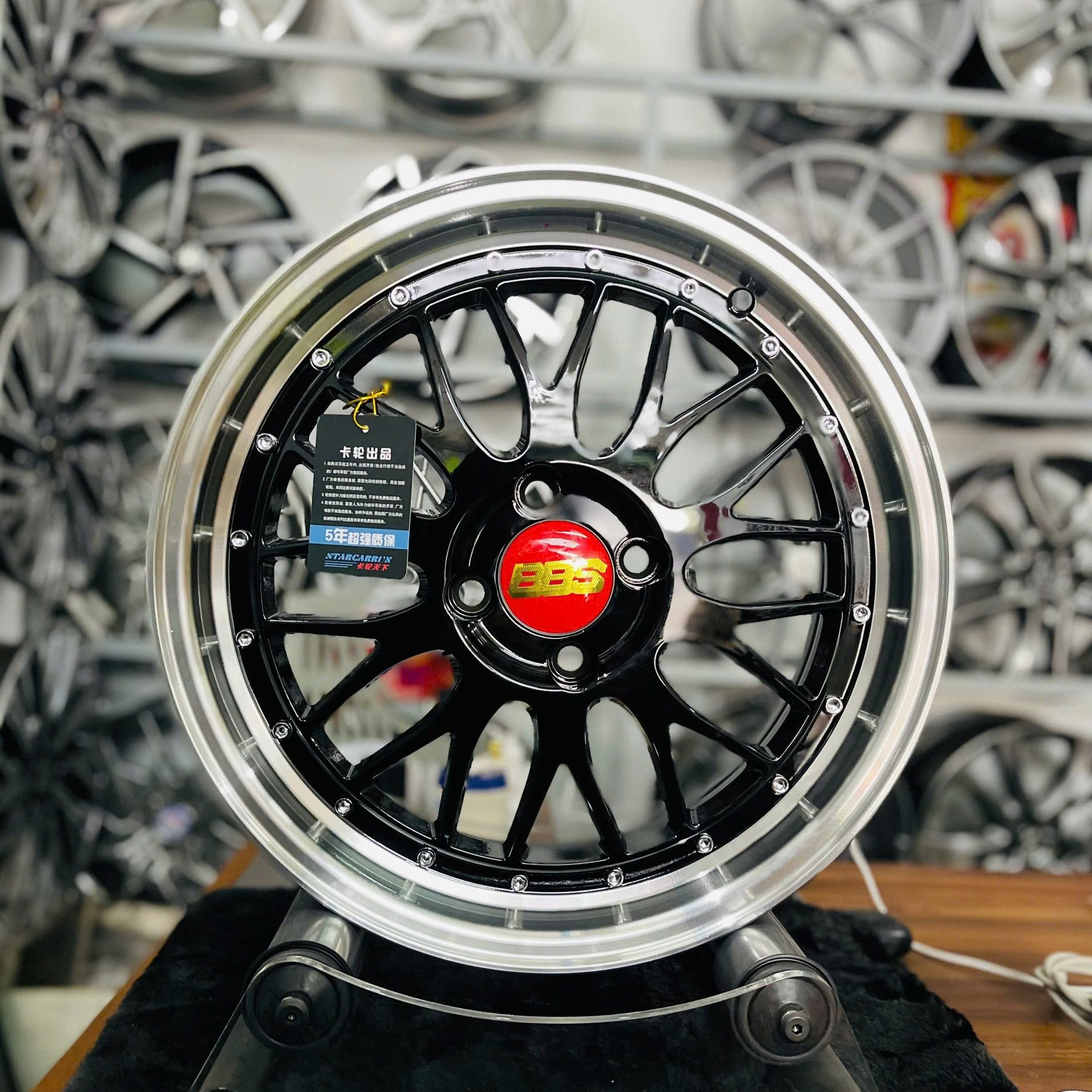 mâm xe 16 inch VF3 BBS đen bóng