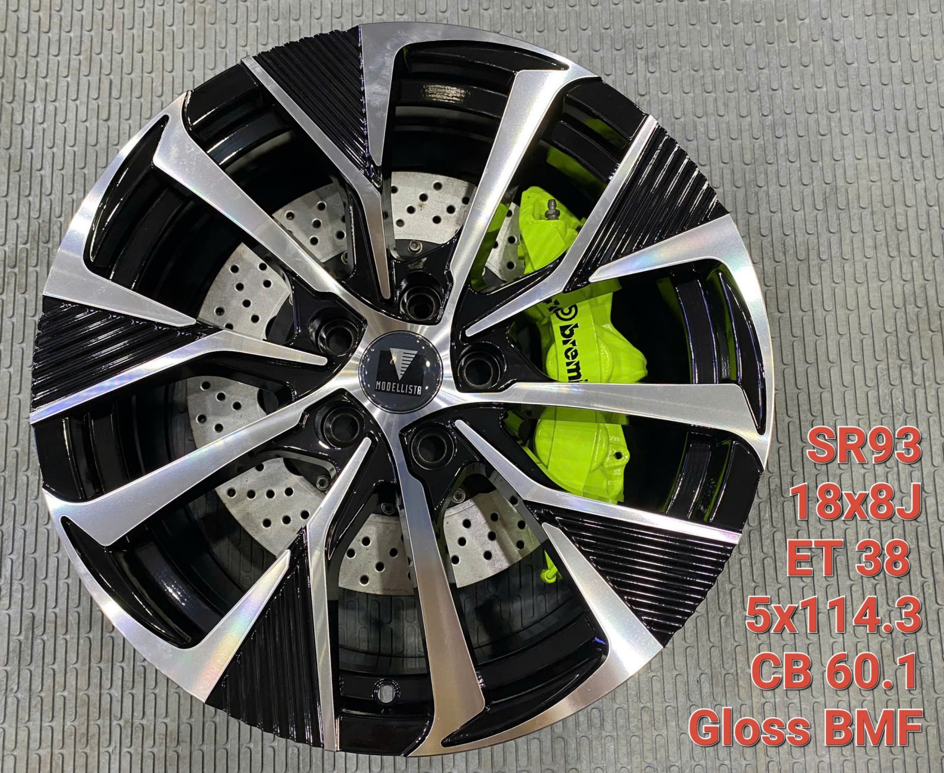 mâm xe 18 inch 5 lỗ đen phay