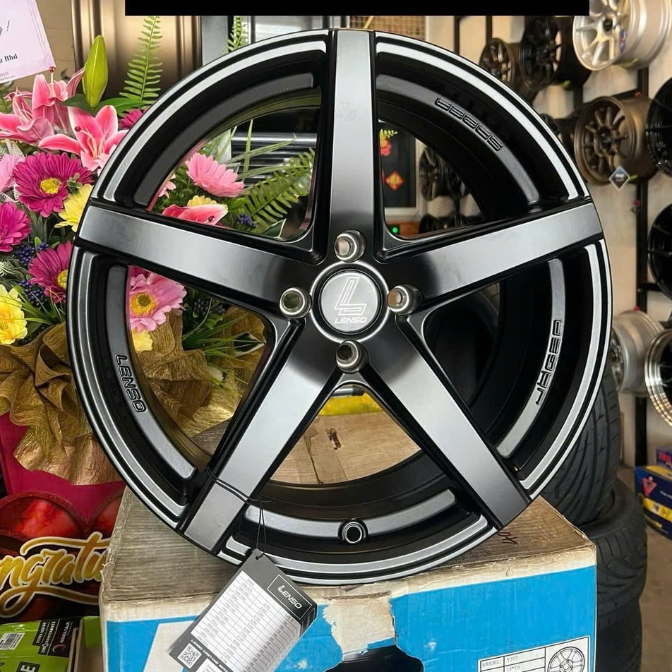 mâm xe 5 cánh thái lan 17 inch vios accent vf3 vf5 city