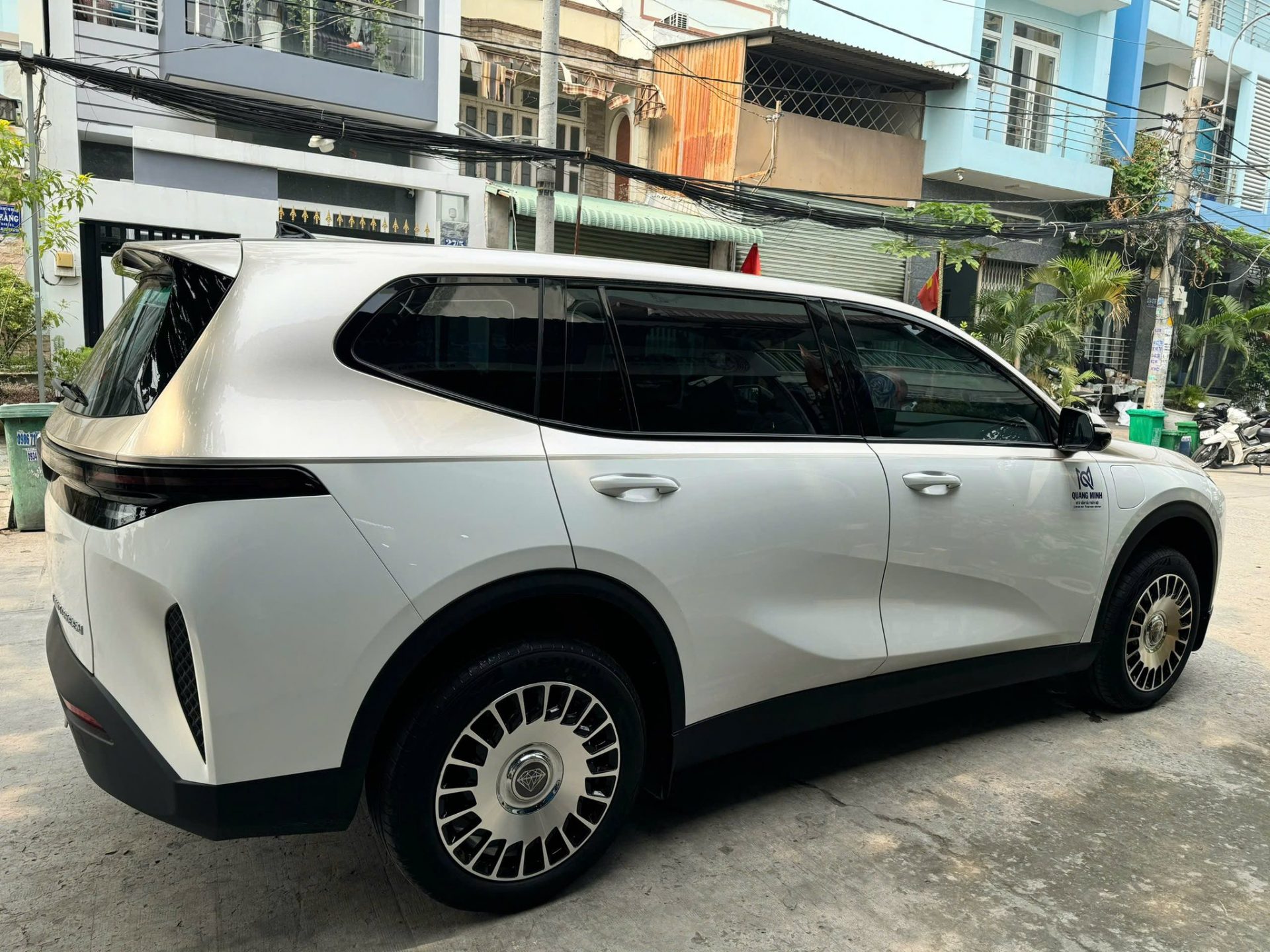 mâm xe limo green