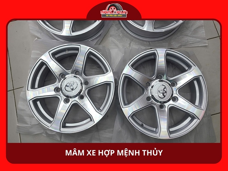Mâm xe hợp mệnh Thủy