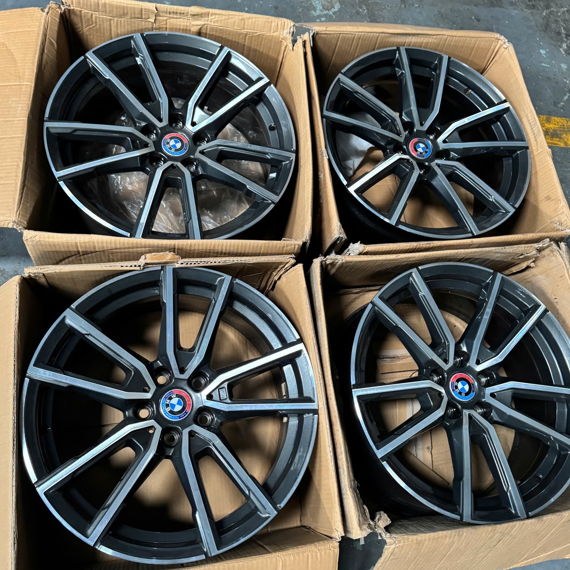 mâm zin BMW tháo xe 320i 18 inch
