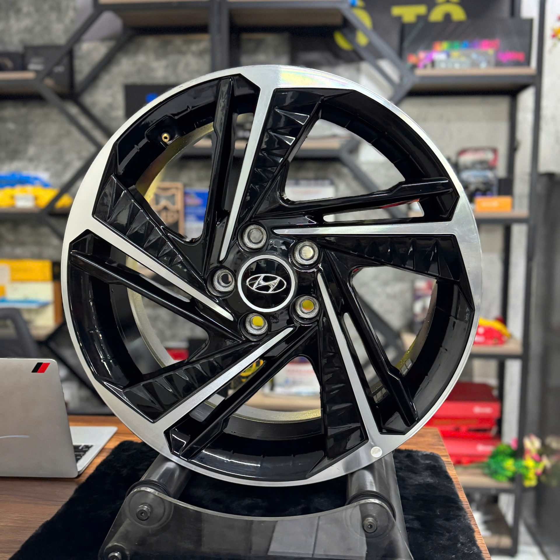 mâm zin Hyundai Elantra Nline 18 inch