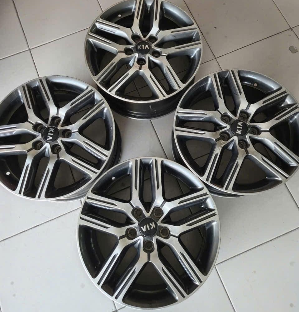 mâm zin tháo xe kia cerato 2019