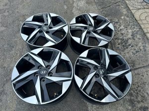 Mâm zin tháo xe Hyundai Elantra 17 inch đen phay