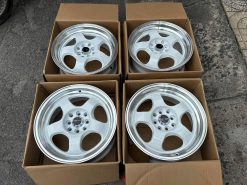 Lazang doc la 16 inch mau trang the thao 4 lo