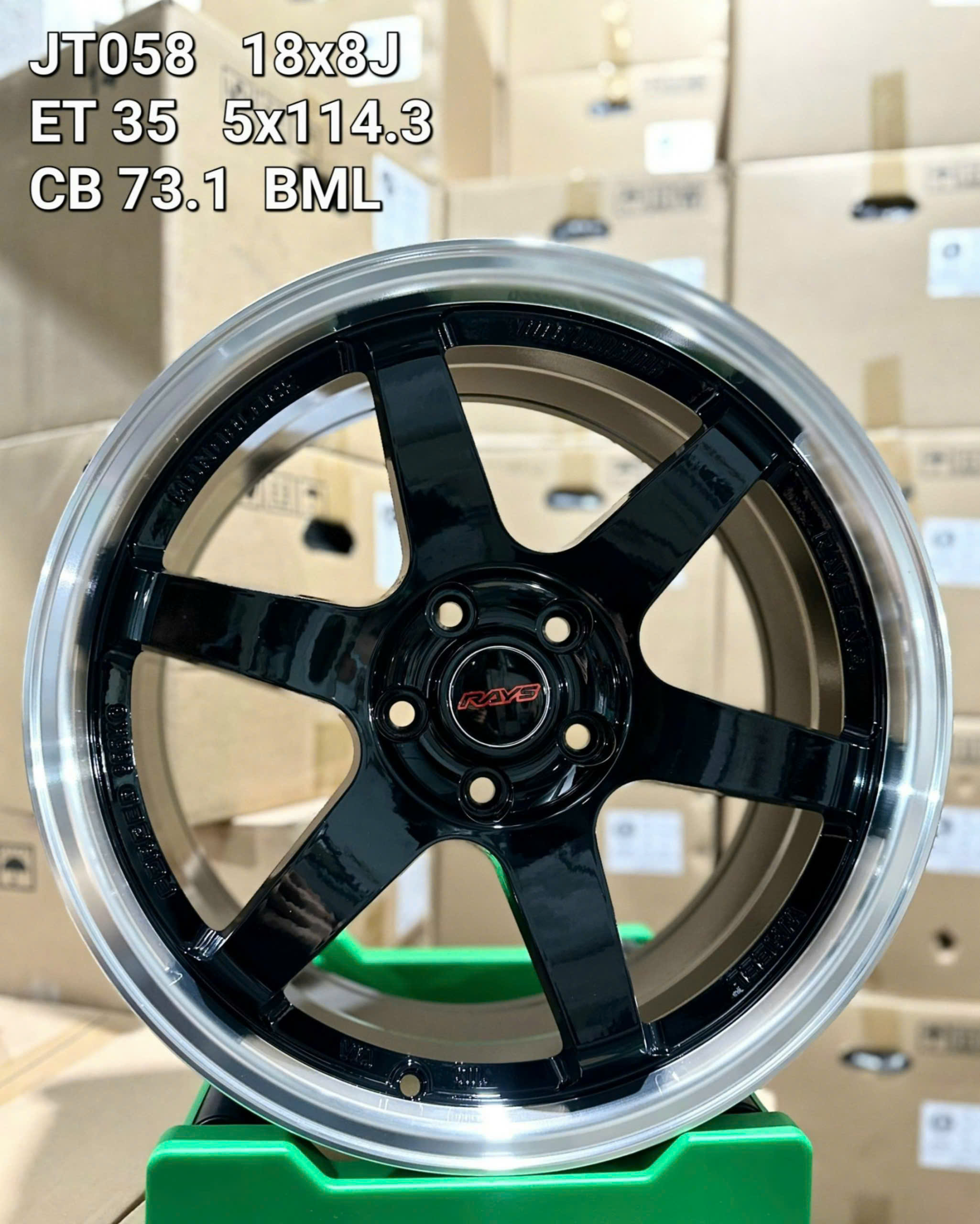 Vành xe 18 inch cho Tucson, K3, Mazda3, Mazda6, Camry màu đen bóng vành si