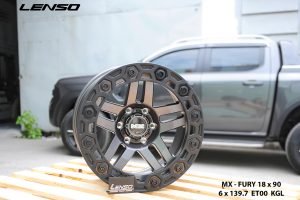 Mâm xe Mitsubishi Pajero 18 inch hãng Lenso Thái Lan