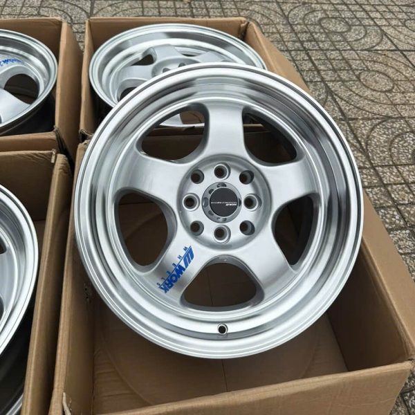 Mâm 5 cánh VF5, VF3, City, Vios, Fiesta 16 inch