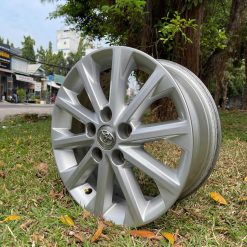 Lazang zin Toyota Camry 16 inch mẫu 10 cây