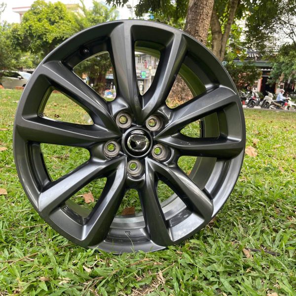 Lazang 18 inch zin Mazda 3 Hatchbach