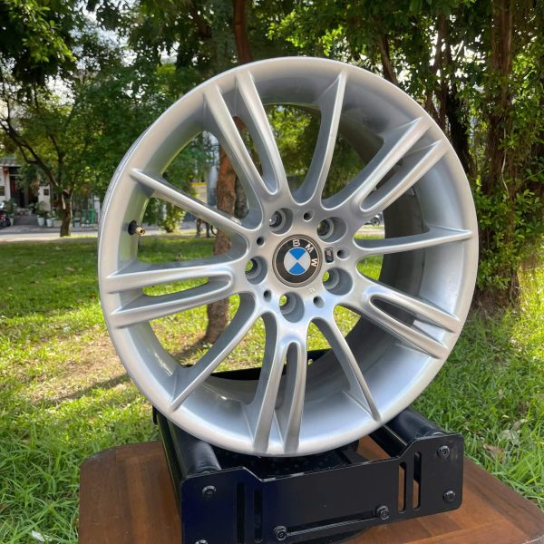 Mâm 18 inch BMW zin tháo xe