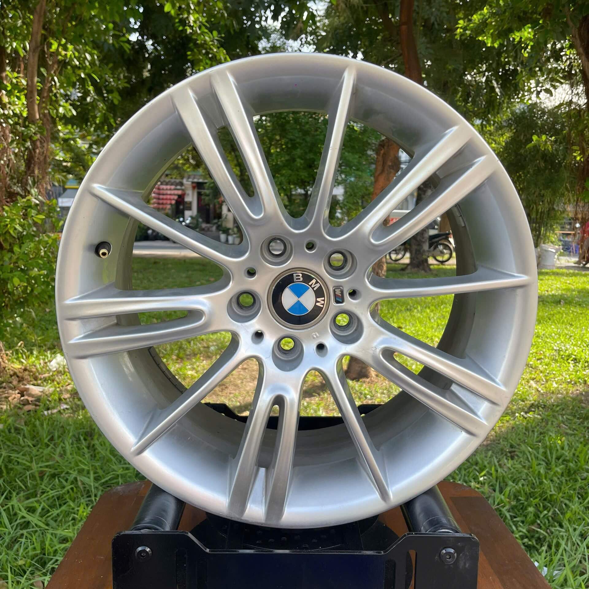 Mâm BMW 18 inch 5x120 zin thanh lý